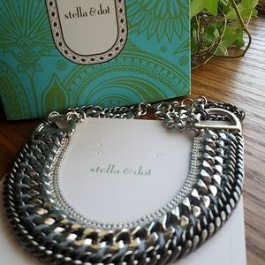 Stella & Dot FEMME FATALE Necklace